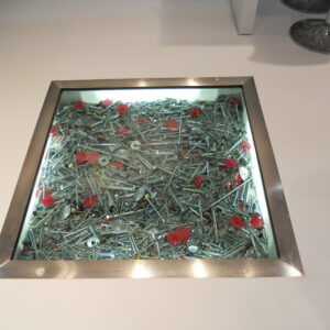 80 / Vloervitrine